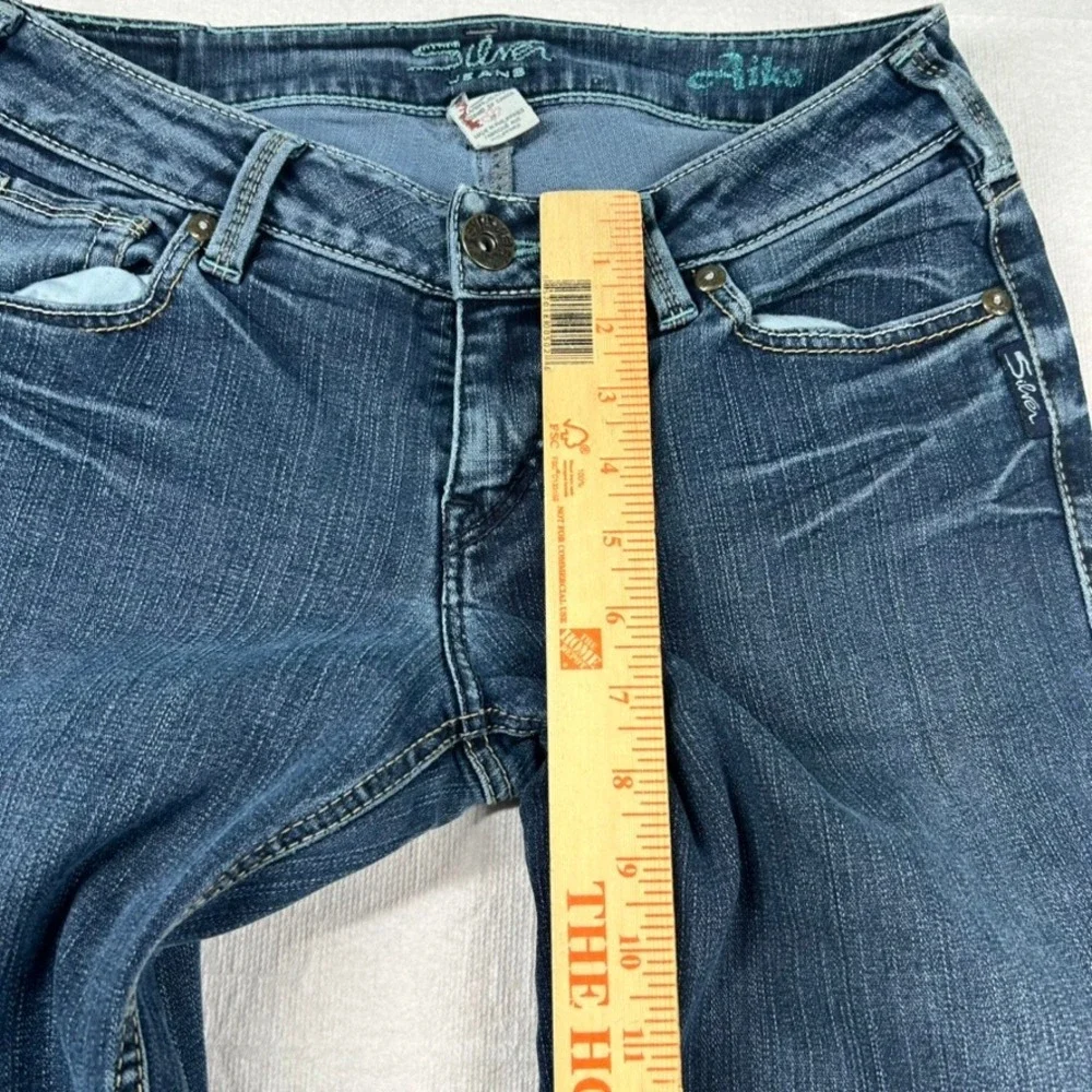 Vintage Silver Jeans Womens 28 Aiko Low Rise Flare Denim Blue Y2K Retro Bell
